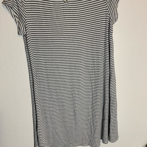 Black and White Striped Stretchy Sundress - Picture 2 of 5